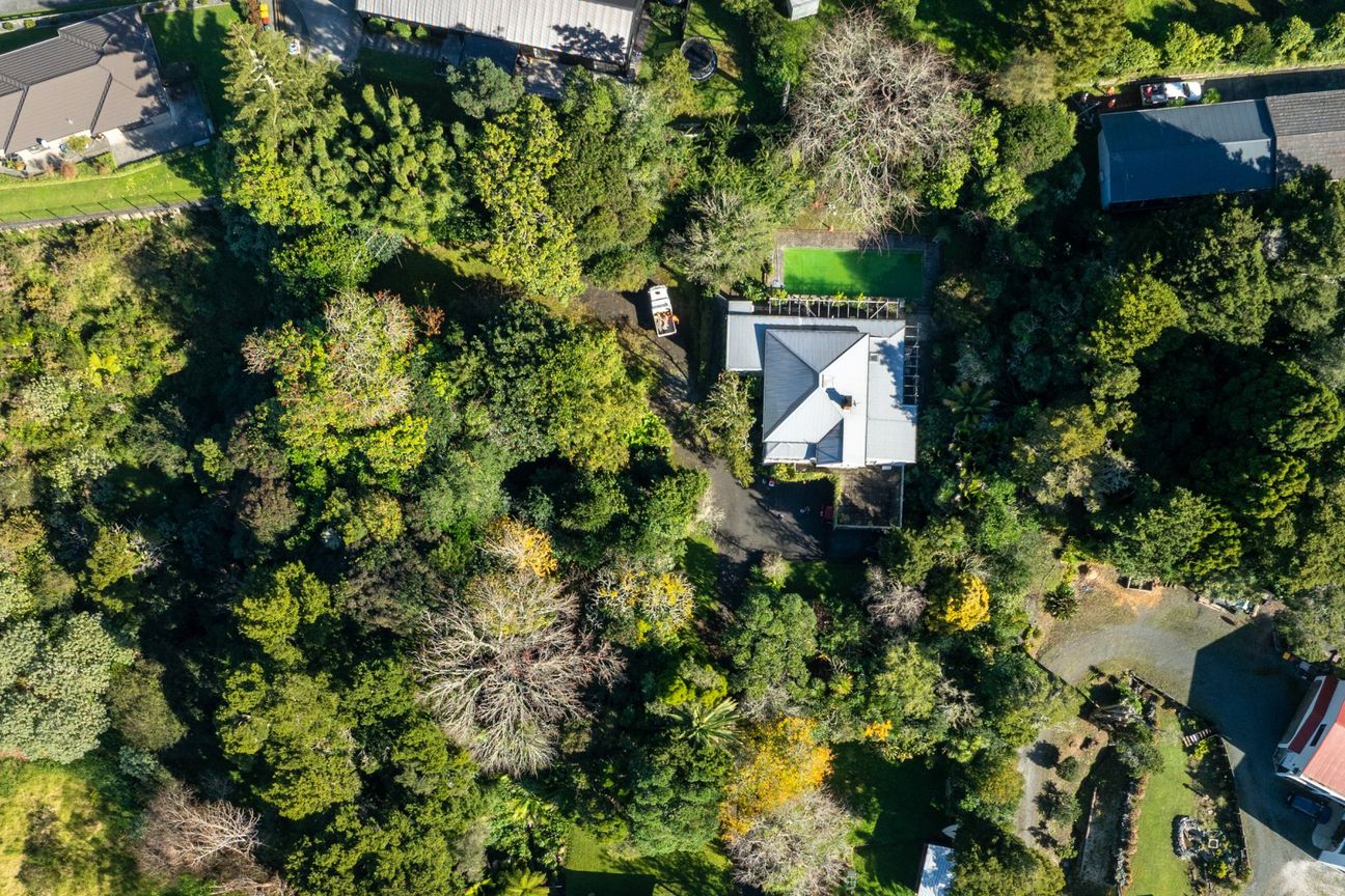Iconic Warkworth villa, restore, develop or both - Widok 4
