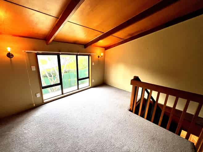 139a Attwood, Paremoremo