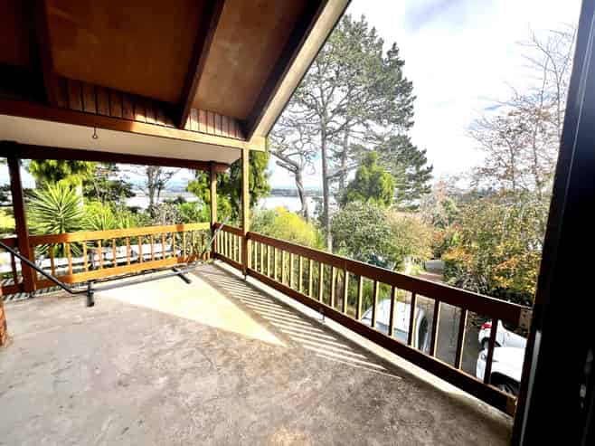 139a Attwood, Paremoremo