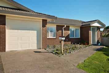 10/15 O'Sullivan Place, Waiuku