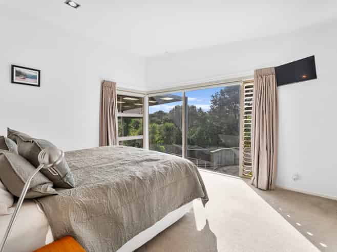 49 Pacific Parade, Surfdale