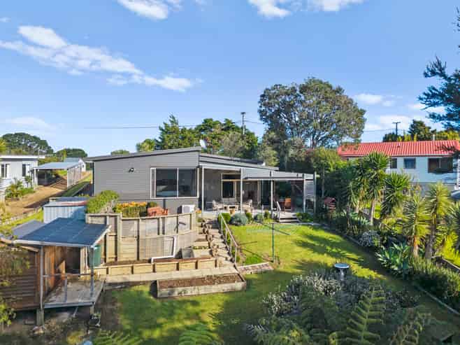 49 Pacific Parade, Surfdale