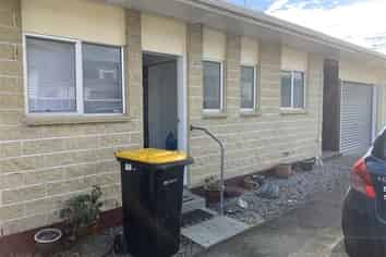 2/15 Ranui Road, Stoke