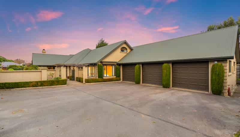 318 Gardiners Road, Harewood