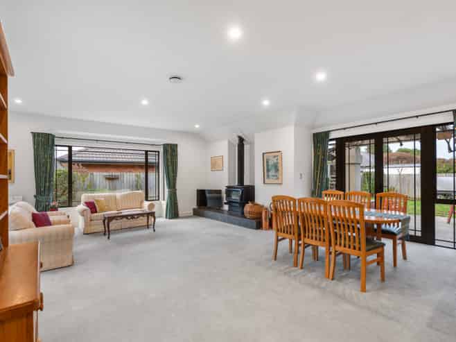 318 Gardiners Road, Harewood