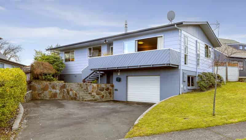 64 Hyde Avenue, Richmond Heights