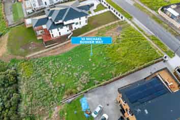 30 Michael Bosher Way, Flat Bush