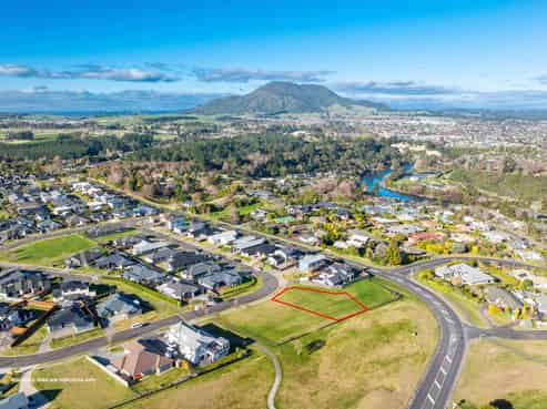 62 Huka Heights Drive, Rangatira Park