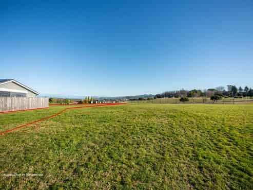 64 Huka Heights Drive, Rangatira Park