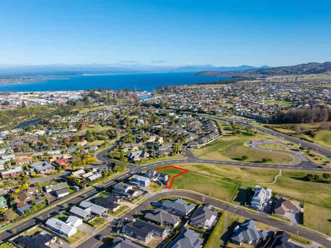 64 Huka Heights Drive, Rangatira Park
