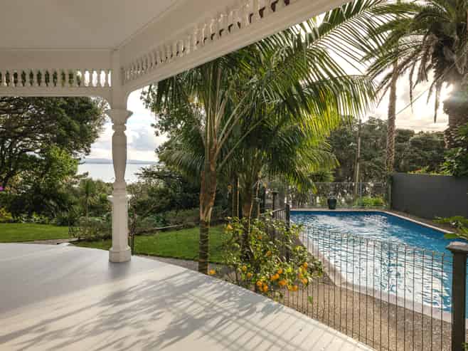 1 Queen Street, Northcote Point