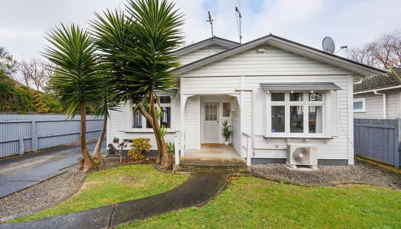 22 Shamrock Street, Takaro