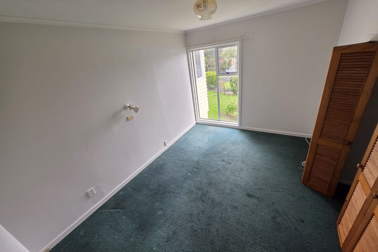 Newly Renovated 4 Bedroom Family Home - Mehr