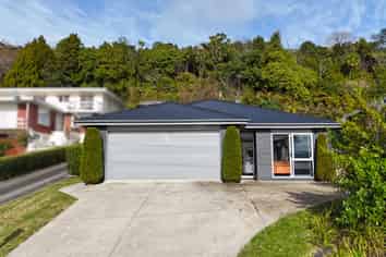 14A Sloane Avenue, Tihiotonga