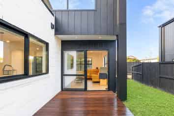 3/11 Comries Road, Chartwell