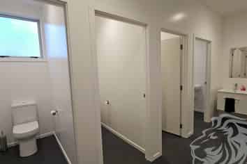 Newly Refurbed Offices in CBD - Gillespie Plaza