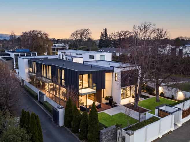 148 Glandovey Road, Strowan