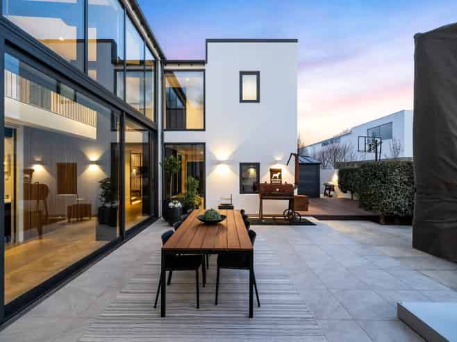 148 Glandovey Road, Strowan