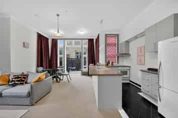 2/309 Montreal Street, Christchurch Central