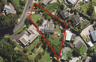 13 Russell Crescent, Western Heights