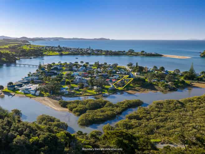 863 Pataua South Road, Pataua South