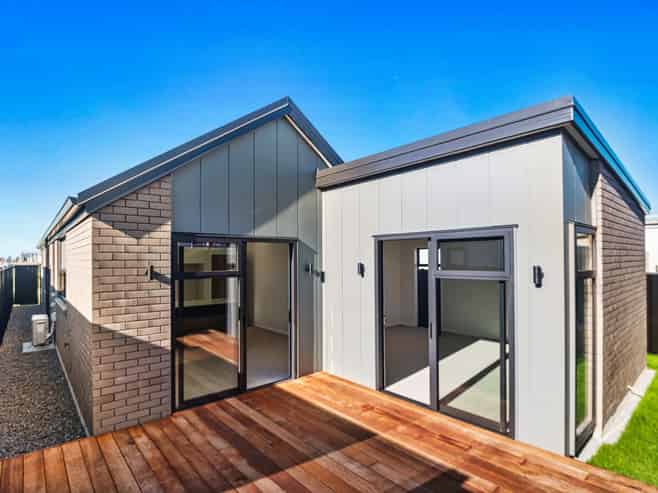 81 Empire Crescent, Papamoa
