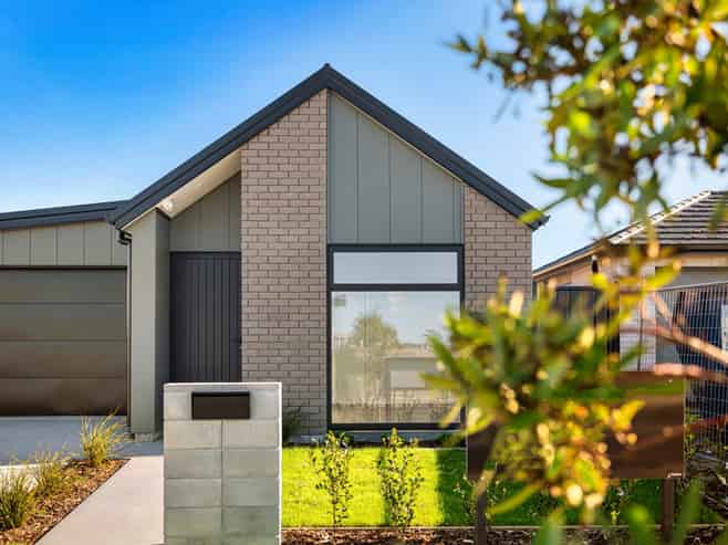 81 Empire Crescent, Papamoa