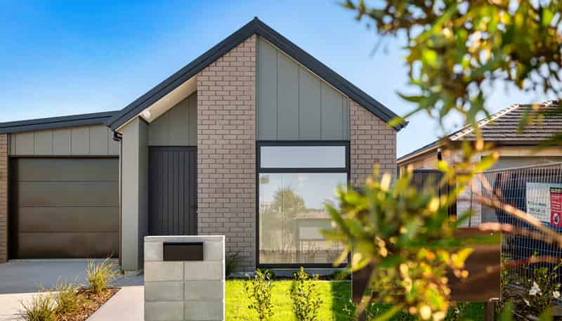 81 Empire Crescent, Papamoa