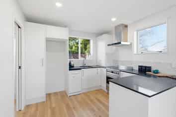 1/183 Hastings Street East, Waltham