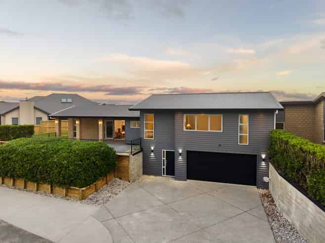8 Amaril Lane, Flagstaff