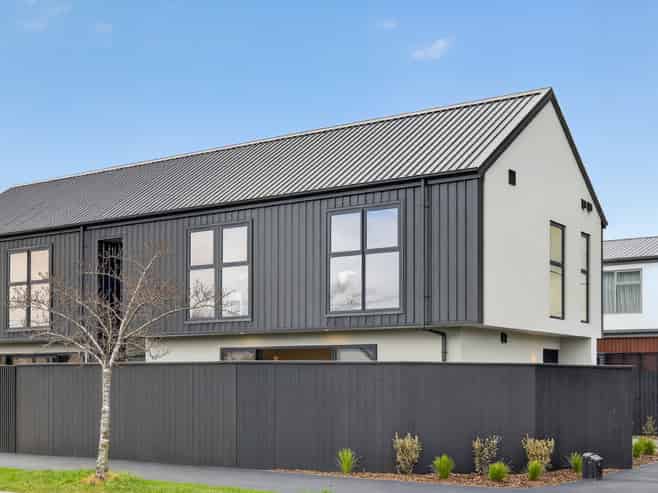 171 Edgeware Road, Saint Albans