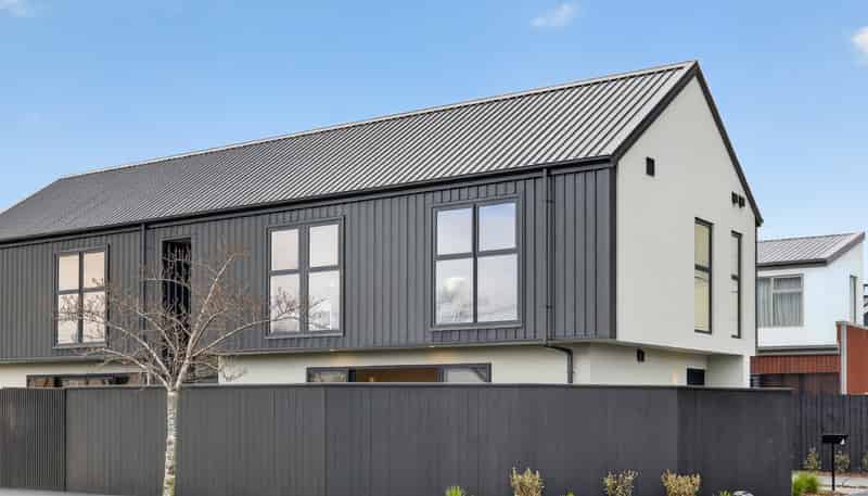 171 Edgeware Road, Saint Albans