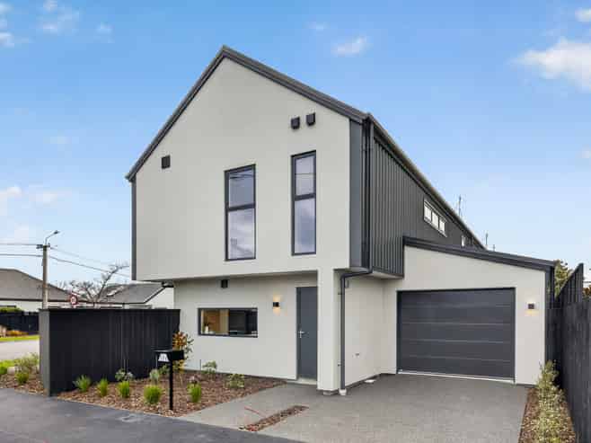 171 Edgeware Road, Saint Albans