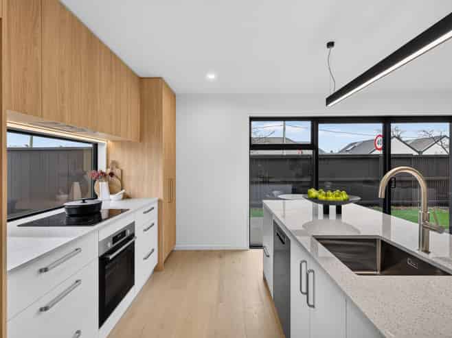 171 Edgeware Road, Saint Albans