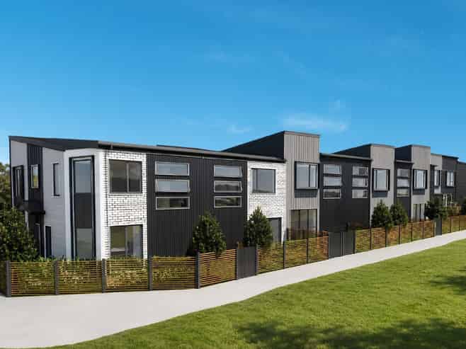 2/2 Fairlands Avenue, Waterview