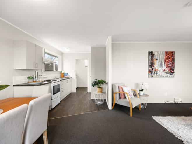 20B Lloyd Drive, Nawton
