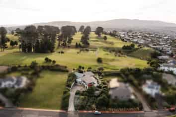 14 Highgrove, Saint Clair