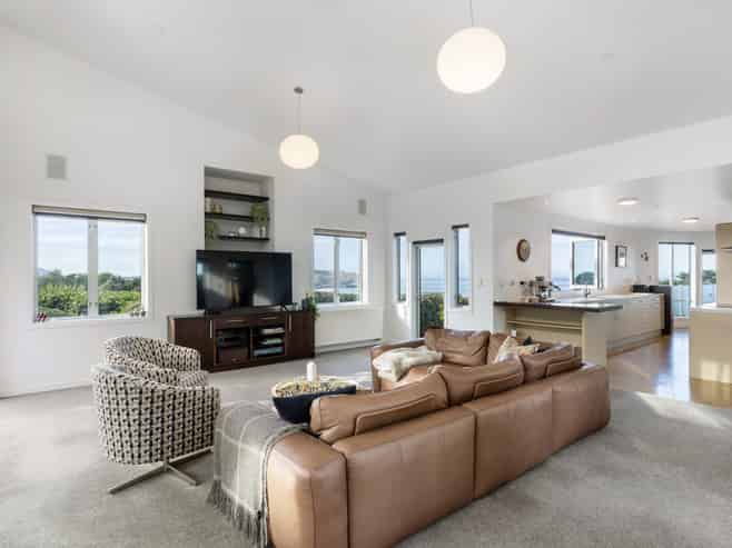 14 Highgrove, Saint Clair