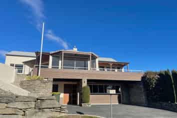 732 Peninsula Road, Kelvin Heights