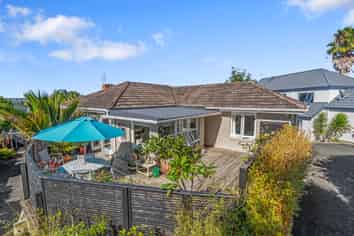 21 Howe Street, Howick