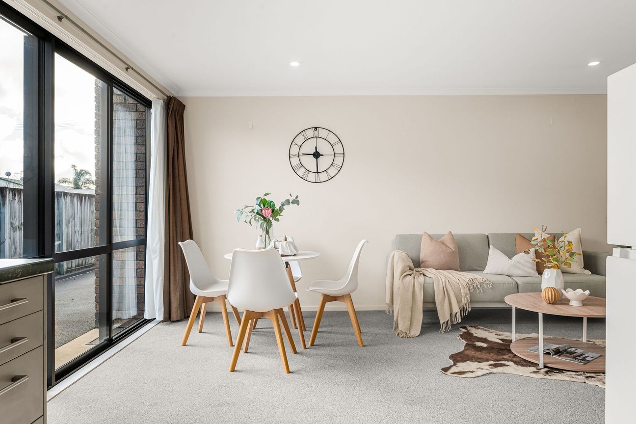 Brick, Double Glazed & Budget Friendly - Widok 2