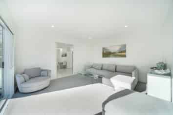 5 Farnworth Terrace, Churton Park