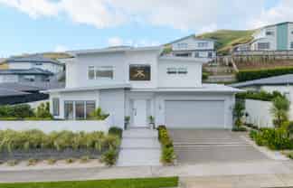 5 Farnworth Terrace, Churton Park