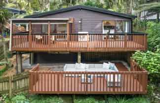 34 Sylvan Valley Avenue, Titirangi