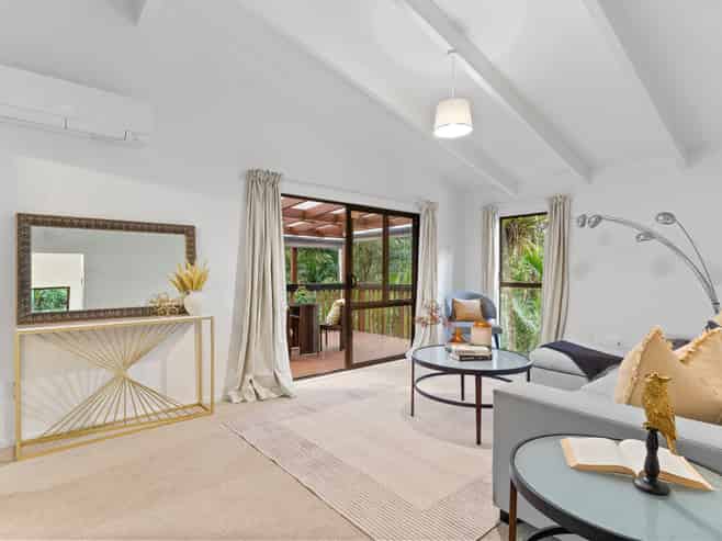 34 Sylvan Valley Avenue, Titirangi