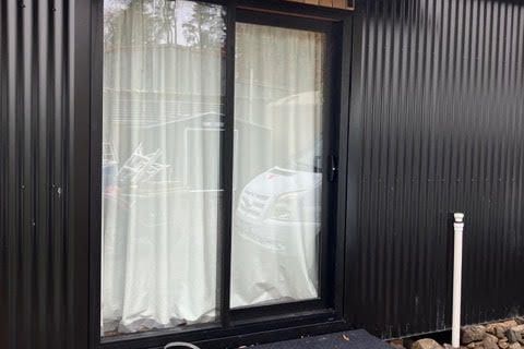 Small house on lifestyle block with  options - Mehr