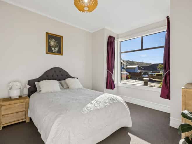 11 Hazel Avenue, Caversham