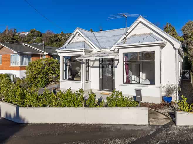 11 Hazel Avenue, Caversham