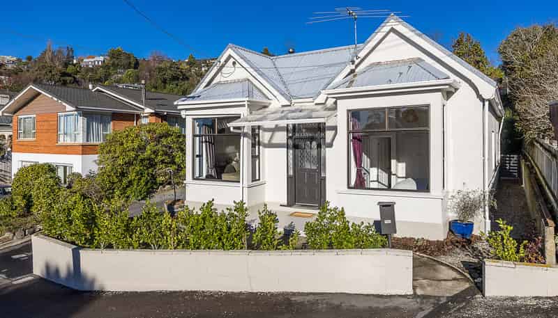 11 Hazel Avenue, Caversham