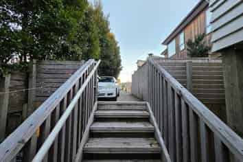 20C KOHEKOHE STREET, New Lynn